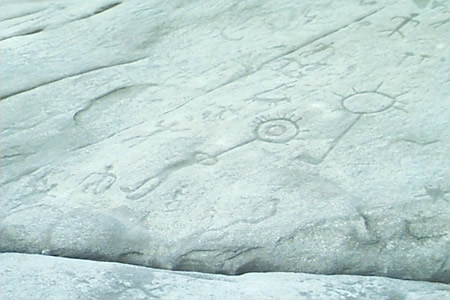 Fig. 1. Teaching Rocks near Curve Lake First Nation showing “Eye” figure. Photograph by Robin L. Lyke, used with permission.