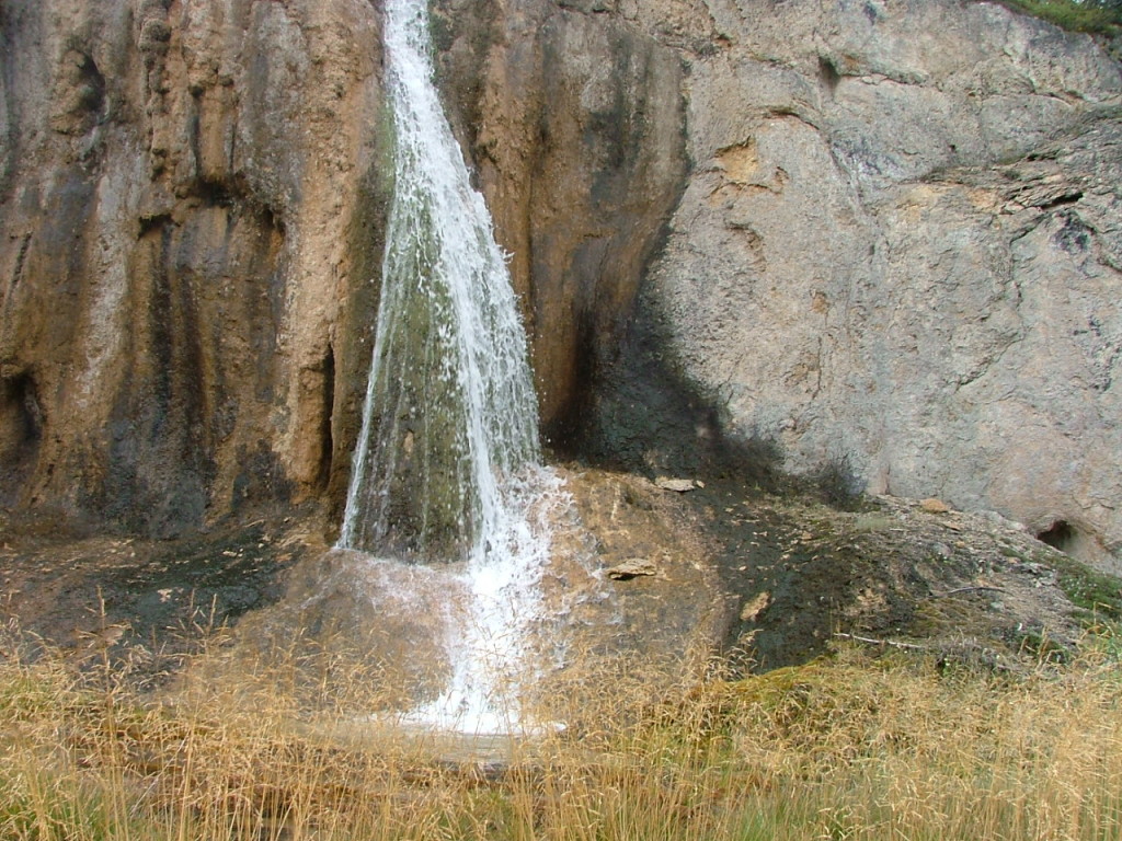 Fig. 9. The Woman in the Falls, Redstone River, NWT/Denendeh. Photograph by author, with thanks to the late Michael Widow and to Theresa Etchinelle.